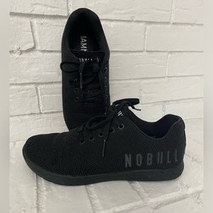 Womens Black No Bull Trainer Size 9.5 in EUC